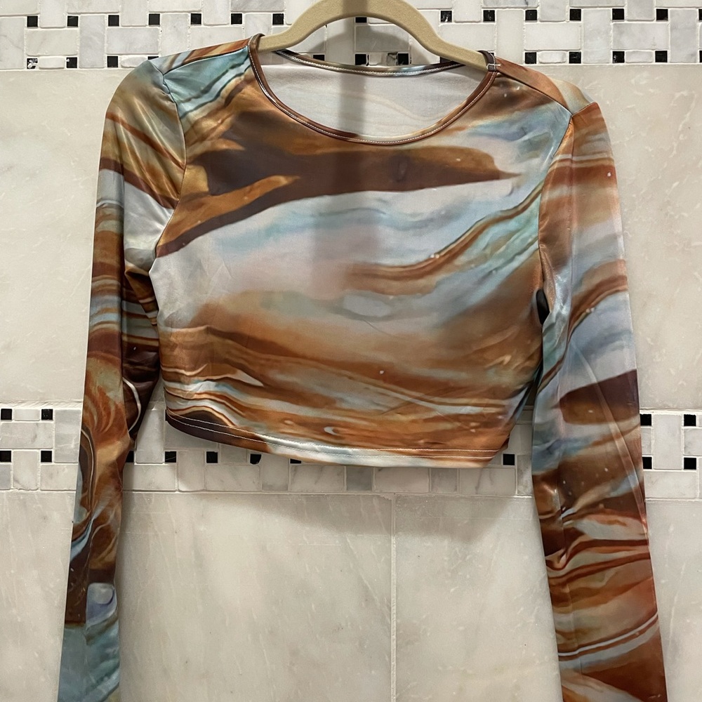 Shein | Long Sleeve Crop Top